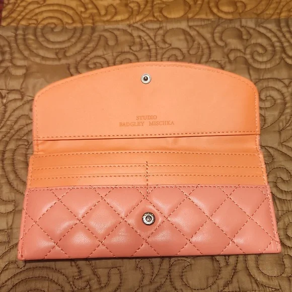 Badgley Mischka NWOT Quilting Diamond Cover Wallet- Coral - Picture 2 of 3